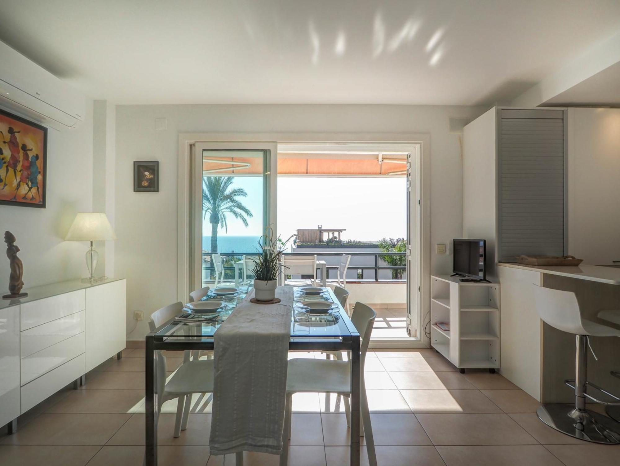 Balmins White By Hello Homes Sitges Exterior photo